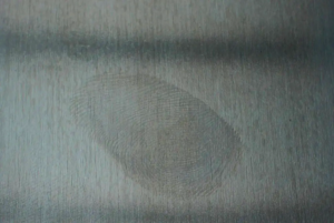 Removing Fingerprints from Glass